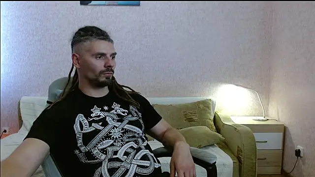 Snapshot of Aestheticguy101 chatting on July 2026 02:41:02 PM Aestheticguy101 online show from July 2026 02:41:02 PM