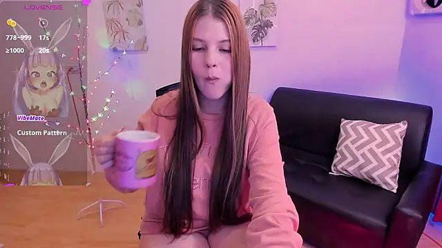 MillySandlerr online show from February 2025 03:19:02 PM