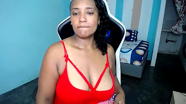 marysol83 online show from November 2025 06:06:01 PM