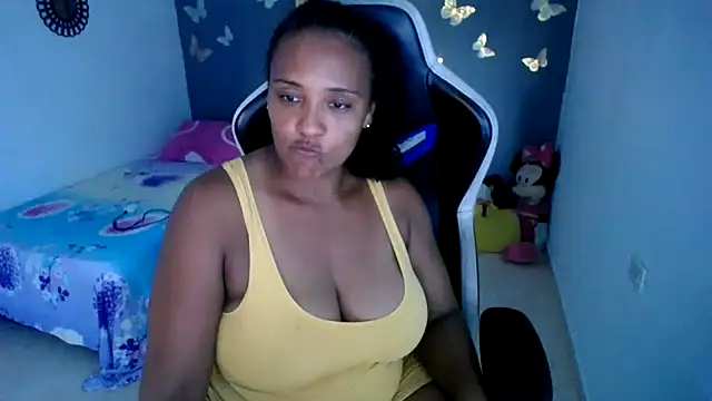 Snapshot of marysol83 chatting on May 2026 08:03:02 PM marysol83 online show from May 2026 08:03:02 PM