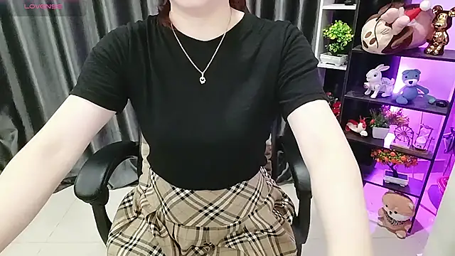 Snapshot of Yuki-yio chatting on July 2026 01:24:02 AM Yuki-yio online show from July 2026 01:24:02 AM