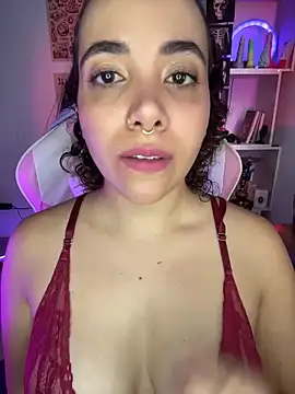 Emma Wish online show from November 2025 08:53:02 PM