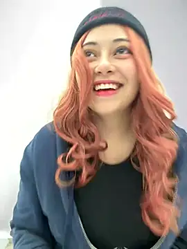 Snapshot of seraphine23 chatting on January 2025 05:21:01 AM seraphine23 online show from January 2025 05:21:01 AM