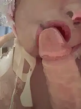 Snapshot of seraphine23 chatting on February 2025 06:39:02 AM seraphine23 online show from February 2025 06:39:02 AM