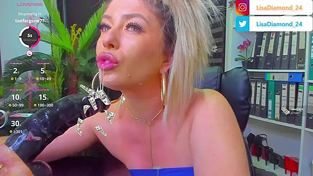 Snapshot of lisa2018 chatting on January 2025 03:14:01 AM lisa2018 online show from January 2025 03:14:01 AM