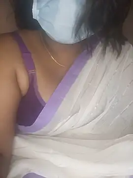 luckyee-sam online show from June 2026 01:25:01 PM
