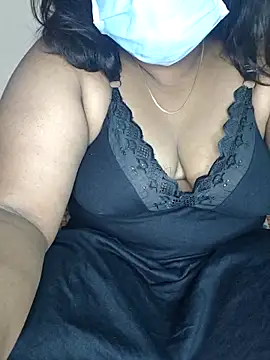 luckyee-sam online show from June 2026 12:57:01 AM