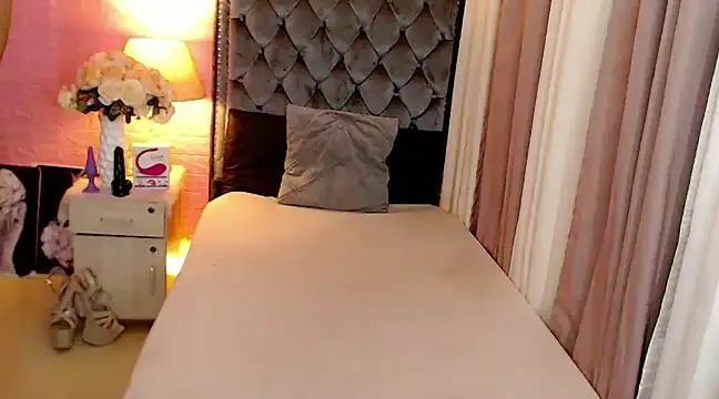 Snapshot of Urgirl_Ekang chatting on January 2025 11:34:02 PM Urgirl Ekang online show from January 2025 11:34:02 PM