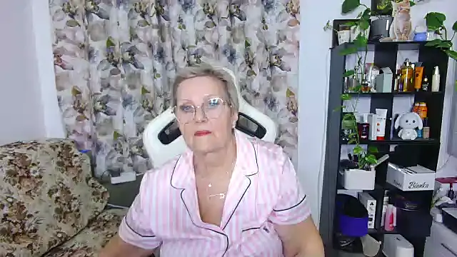 Selenna57 online show from February 2025 07:23:01 PM