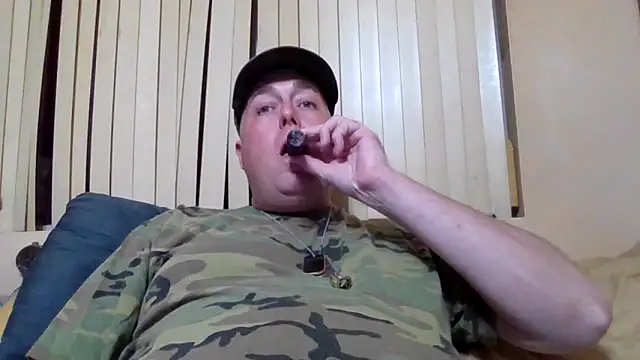 Snapshot of ThriilSergeant15 chatting on December 2024 02:19:02 AM ThriilSergeant15 online show from December 2024 02:19:02 AM