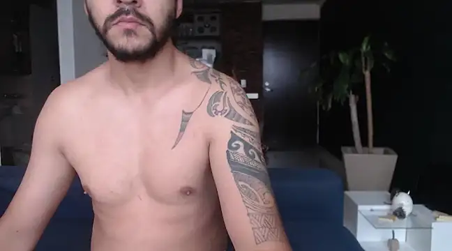 Snapshot of sexual_devils chatting on February 2025 12:11:01 PM sexual devils online show from February 2025 12:11:01 PM