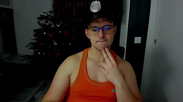 sexxymuscles4u online show from January 2026 01:35:02 PM