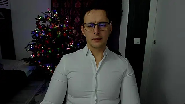 sexxymuscles4u online show from January 2026 01:06:02 PM