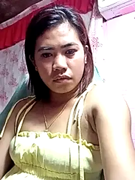 Snapshot of Cutie_body11 chatting on June 2026 07:03:02 AM Cutie body11 online show from June 2026 07:03:02 AM