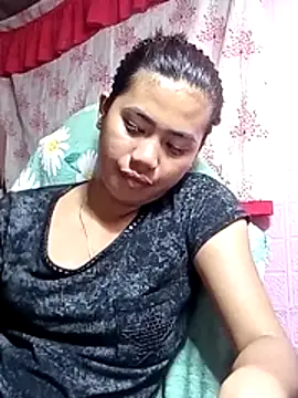 Snapshot of Cutie_body11 chatting on June 2026 01:11:01 PM Cutie body11 online show from June 2026 01:11:01 PM