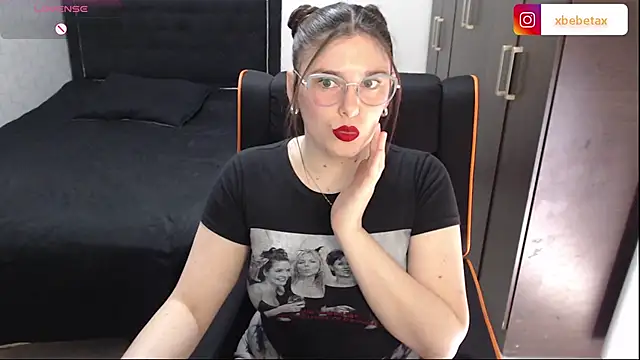 xxbbtaa online show from October 2025 06:09:01 PM