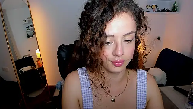 Cassandra Caiin online show from March 2026 01:21:01 AM