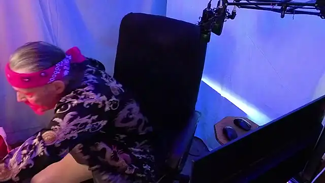 Richy  Rich  online show from April 2026 11:35:01 PM