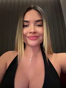 AnaCarrera online show from November 2025 07:41:02 PM