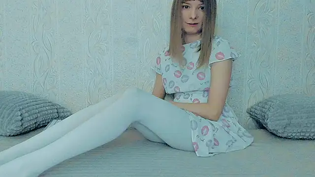 YourCaramel online show from March 2025 12:33:02 PM