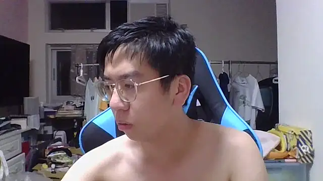 Snapshot of charlie_xdd chatting on October 2025 10:40:02 AM charlie xdd online show from October 2025 10:40:02 AM