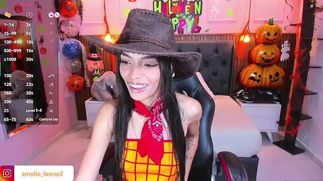 AMELIELEONE online show from October 2025 01:01:02 PM