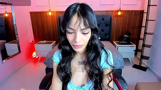 AMELIELEONE online show from January 2026 12:20:02 PM