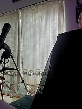 Snapshot of ScarletCallings420 chatting on February 2025 09:59:01 PM ScarletCallings420 online show from February 2025 09:59:01 PM