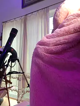 Snapshot of ScarletCallings420 chatting on March 2025 07:17:02 PM ScarletCallings420 online show from March 2025 07:17:02 PM