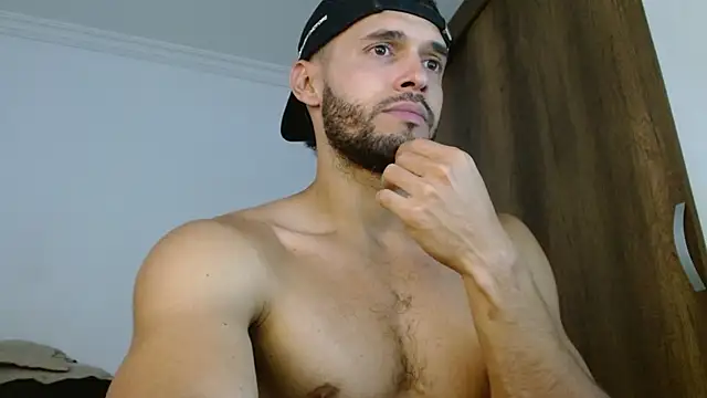 Snapshot of Noah_jhonsonn chatting on May 2026 03:31:01 PM Noah jhonsonn online show from May 2026 03:31:01 PM
