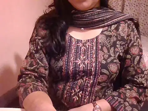 Pinky 4 online show from January 2026 02:19:01 PM