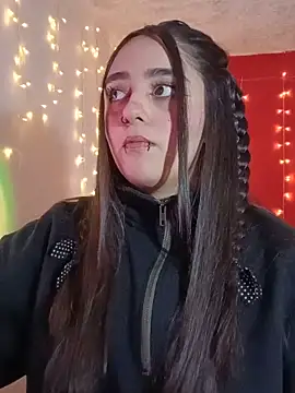 IvonneT online show from May 2026 12:51:02 AM