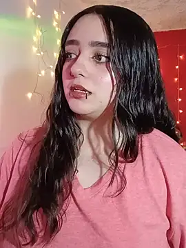IvonneT online show from May 2026 09:20:02 PM