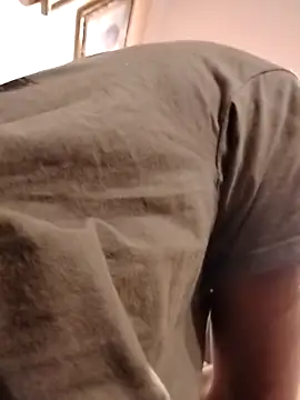 BIG-CkD F online show from February 2026 09:33:01 PM