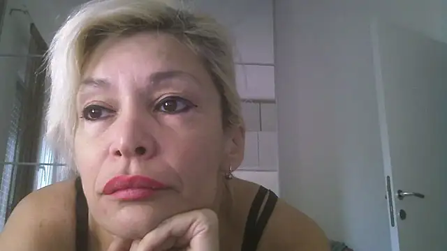 EvaaMina online show from September 2025 08:08:01 AM