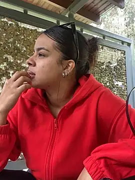 trianawhite online show from February 2025 03:36:02 PM