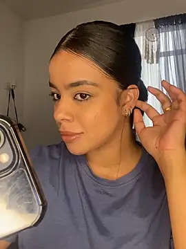 trianawhite online show from March 2025 04:31:02 PM