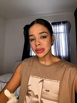 trianawhite online show from September 2025 03:15:02 PM