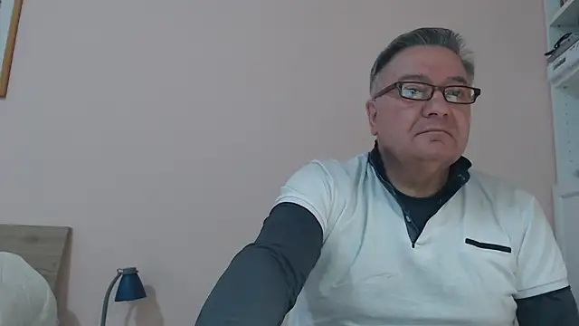 YOU6me online show from February 2025 02:33:01 PM