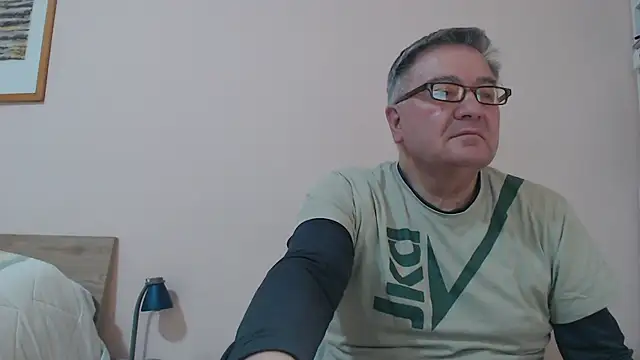 YOU6me online show from February 2025 05:47:01 PM