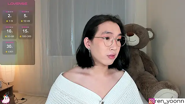Snapshot of Ren_yoon chatting on June 2026 09:35:02 AM Ren yoon online show from June 2026 09:35:02 AM