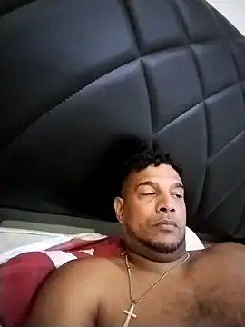 chocolatico1982 online show from March 2026 07:20:02 PM