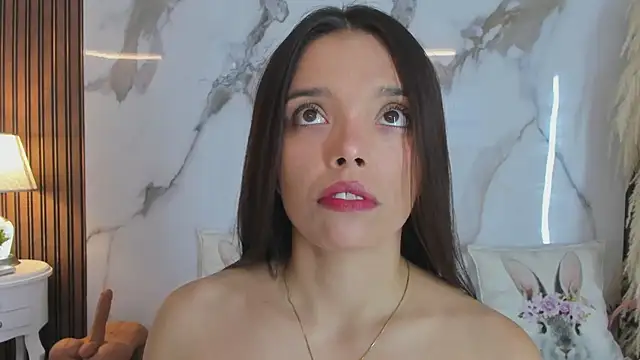 hannahill69 online show from March 2025 06:04:02 AM