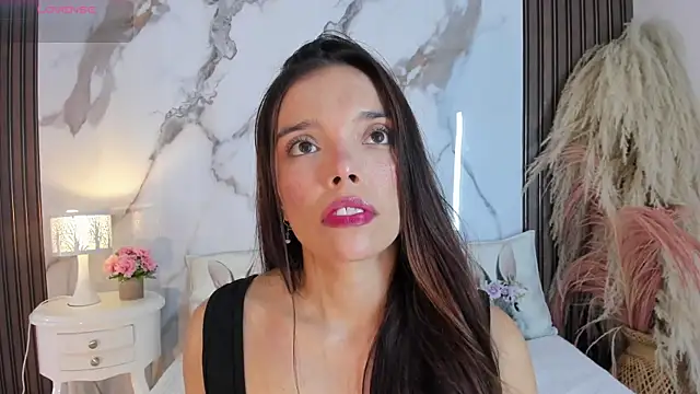 hannahill69 online show from March 2026 05:02:02 AM