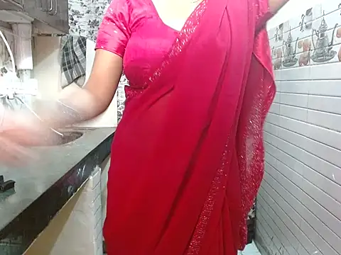 Snapshot of LovingPihu chatting on January 2026 05:33:02 AM LovingPihu online show from January 2026 05:33:02 AM