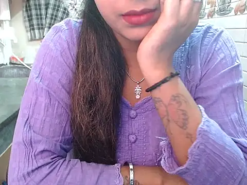 LovingPihu online show from March 2026 05:33:02 AM