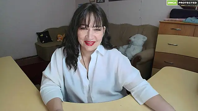 Snapshot of Lucretia_Goldi_ chatting on December 2024 03:35:01 PM Lucretia Goldi  online show from December 2024 03:35:01 PM