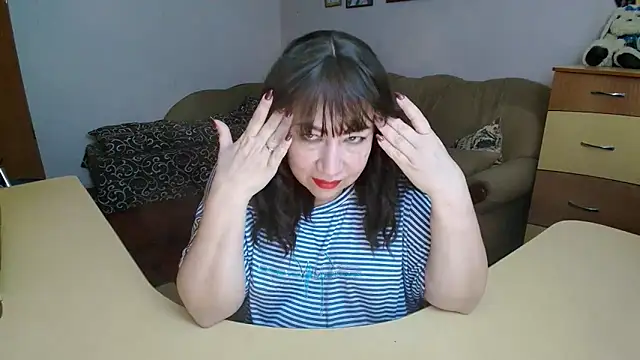 Lucretia Goldi  online show from February 2026 03:22:01 PM