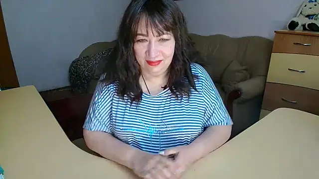 Lucretia Goldi  online show from February 2026 03:27:02 PM