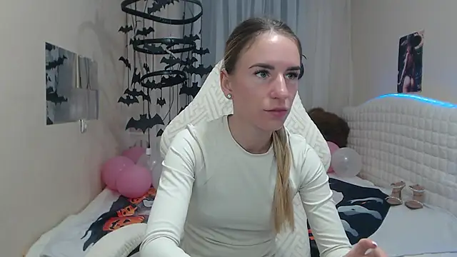 DeboraHorny online show from October 2025 06:05:02 AM